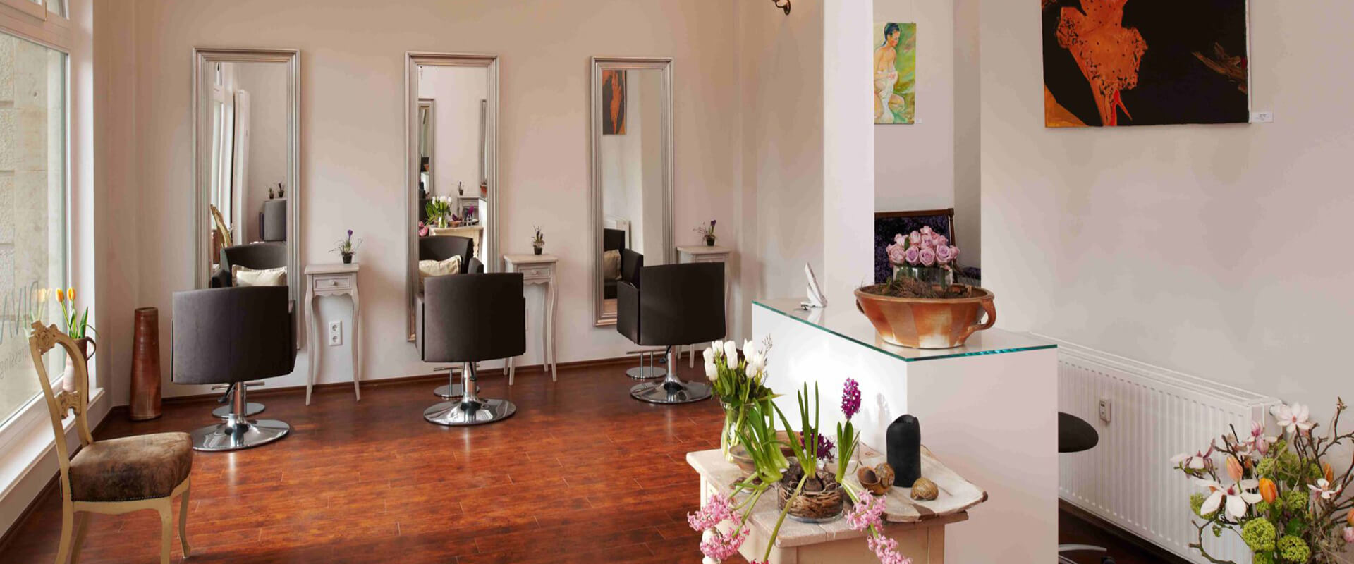 DIVAN Salon, Sally Fischer